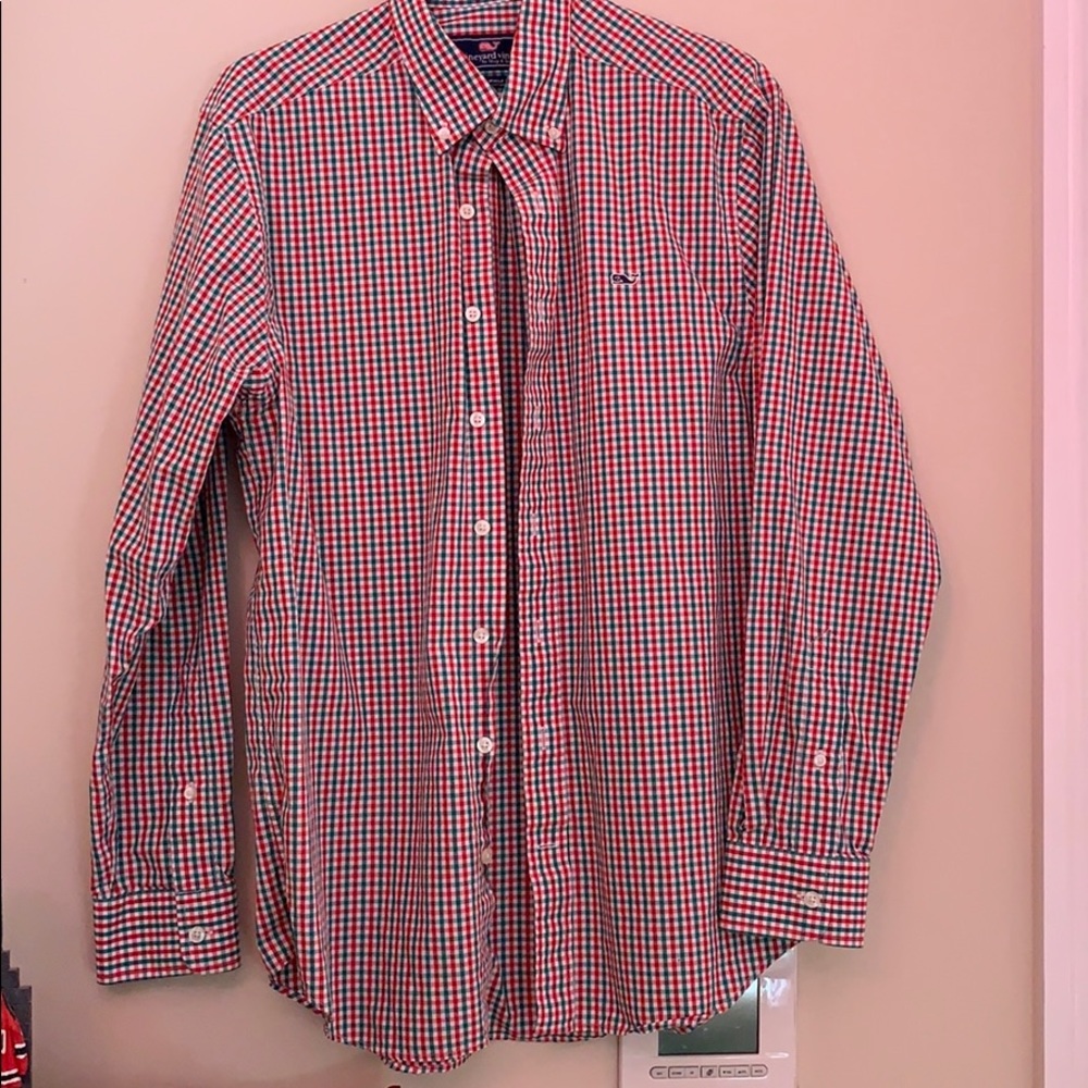 Vineyard vines sizes medium (M) causal button down